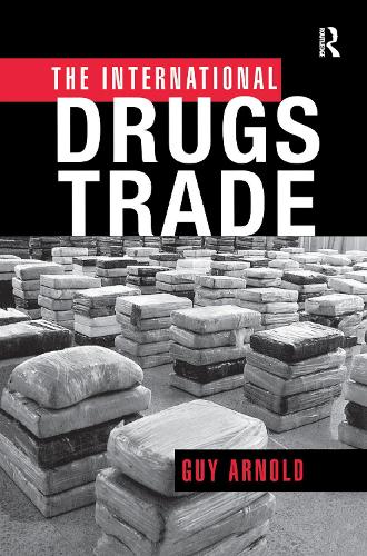 Паперова книга «The International Drugs Trade», автор Гі Арнольд - фото №1