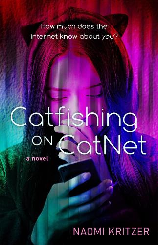 Бумажная книга «Catfishing On Catnet: A Novel», автор Наоми Критцер - фото №1