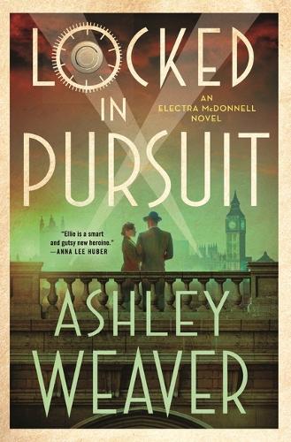Бумажная книга «Locked in Pursuit: An Electra McDonnell Novel» - фото №1
