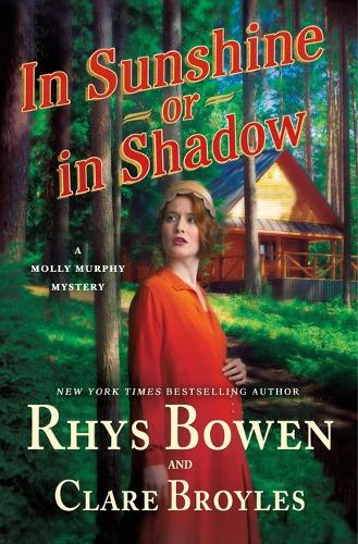 Бумажная книга «In Sunshine or in Shadow», автор Рис Боуэн - фото №1