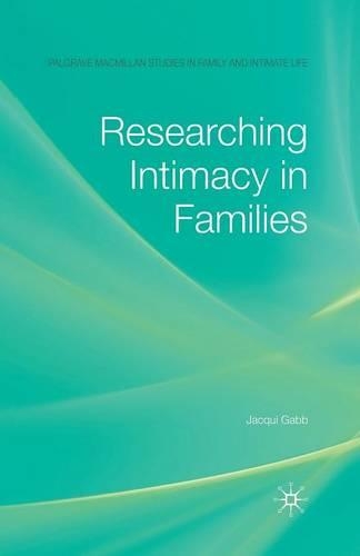Паперова книга «Researching Intimacy in Families», автор Дж. Гебб - фото №1