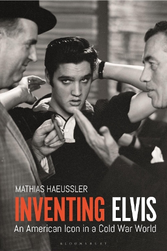 Паперова книга «Inventing Elvis: An American Icon in a Cold War World», автор Матіас Хаусслер - фото №1