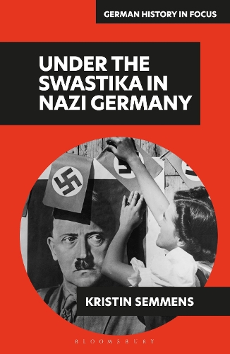 Паперова книга «Under the Swastika in Nazi Germany», автор Крістін Семменс - фото №1