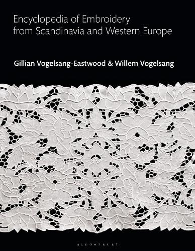 Бумажная книга «Encyclopedia of Embroidery from Scandinavia and Western Europe», авторов Джиллиан Фогельсанг-Иствуд, Виллем Фогельсанг - фото №1