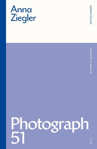 Бумажная книга «Photograph 51», автор Анна Зиглер - фото №1