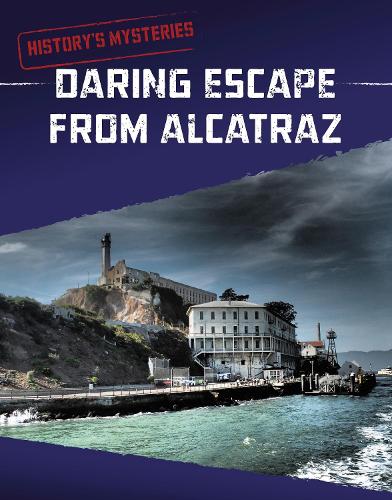 Паперова книга «Daring Escape From Alcatraz», автор Метт Чендлер - фото №1