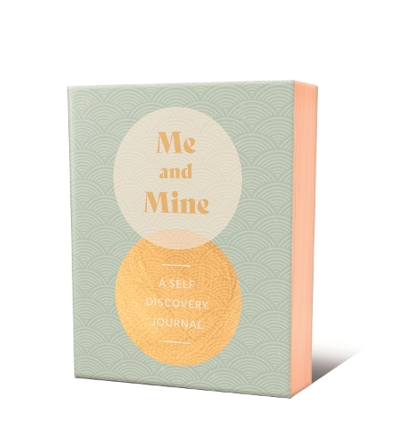 Паперова книга «Me and Mine: A Self Discovery Journal», автор Жаклін Брюс - фото №1