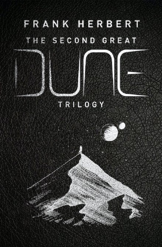 Бумажная книга «The Second Great Dune Trilogy. God Emperor of Dune, Heretics of Dune, Chapter House Dune», автор Фрэнк Герберт - фото №1