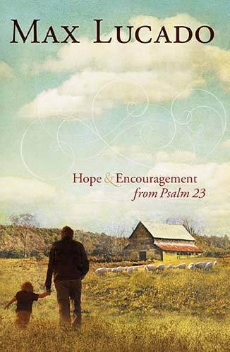 Паперова книга «Safe in the Shepherd's Arms: Hope and   Encouragement from Psalm 23 (a 30-Day Devotional)», автор Макс Лукадо - фото №1