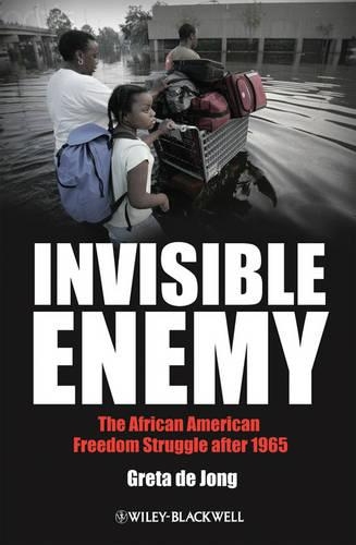 Паперова книга «Invisible Enemy: The African American Freedom Struggle after 1965», автор Грета де Йонг - фото №1