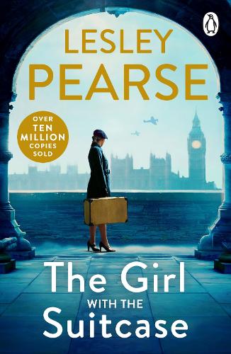 Бумажная книга «The Girl with the Suitcase», автор Лесли Пирс - фото №1