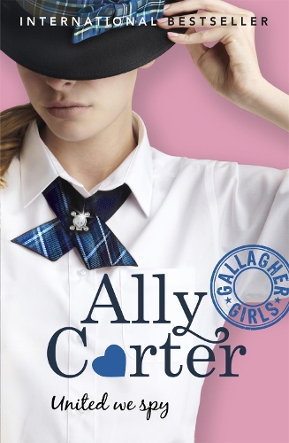 Бумажная книга «Gallagher Girls: United We Spy: Book 6», автор Элли Картер - фото №1