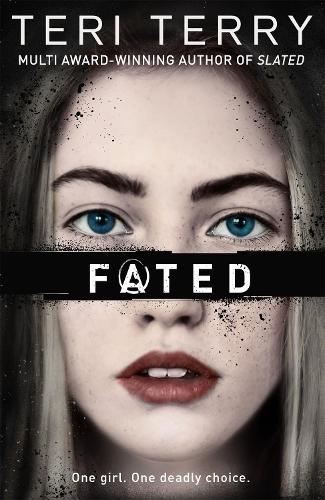 Паперова книга «Fated», автор Тері Террі - фото №1