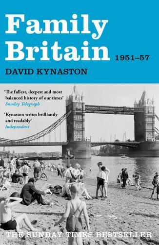 Бумажная книга «Family Britain, 1951-1957», автор Дэвид Кайнастон - фото №1