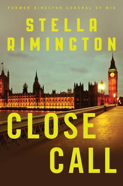 Паперова книга «Close Call: A Liz Carlyle Novel», автор Стелла Рімінгтон - фото №1