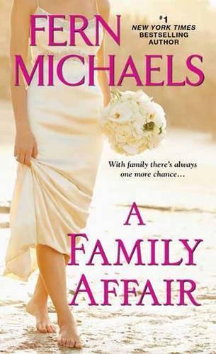 Паперова книга «A Family Affair», автор Ферн Майклз - фото №1