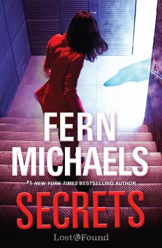 Бумажная книга «Secrets: A Thrilling Novel of Suspense», автор Ферн Майклс - фото №1