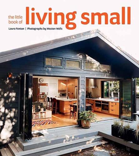 Бумажная книга «The Little Book of Living Small», автор Лаура Фентон - фото №1