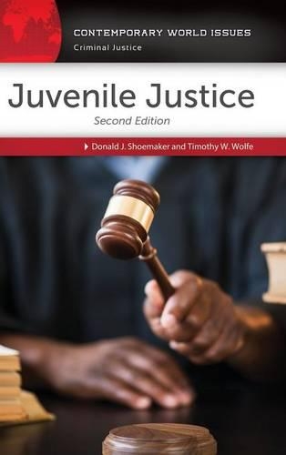 Паперова книга «Juvenile Justice: A Reference Handbook», авторів Дональд Дж. Шумейкер, Тімоті В. Вулф - фото №1