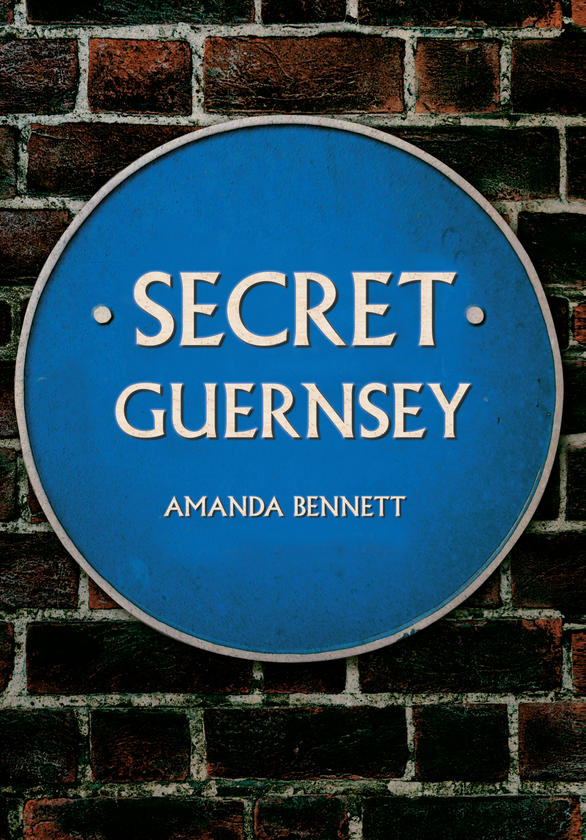 Бумажная книга «Secret Guernsey» - фото №1