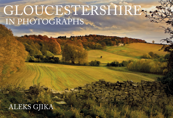 Паперова книга «Gloucestershire in Photographs» - фото №1