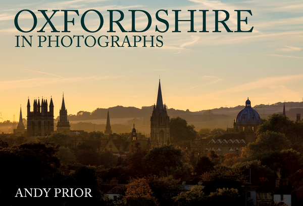 Паперова книга «Oxfordshire in Photographs» - фото №1