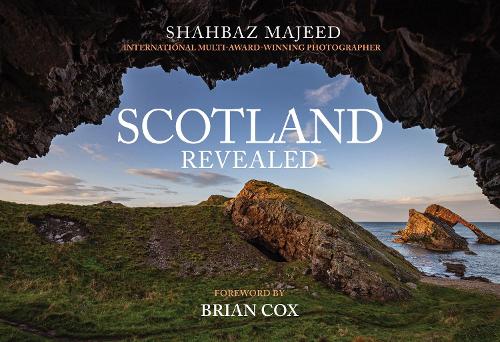 Паперова книга «Scotland Revealed», автор Шахбаз Маджид - фото №1