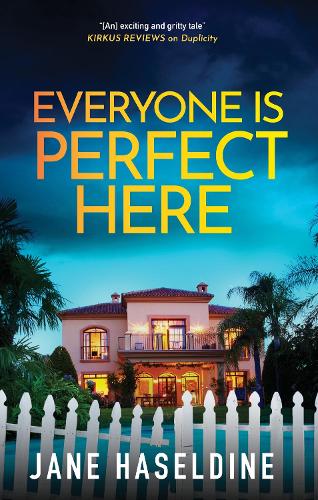 Паперова книга «Everyone Is Perfect Here», автор Джейн Газелдін - фото №1