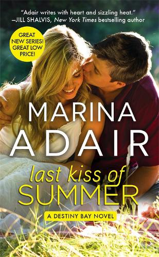 Паперова книга «Last Kiss of Summer», автор Марина Адаїр - фото №1