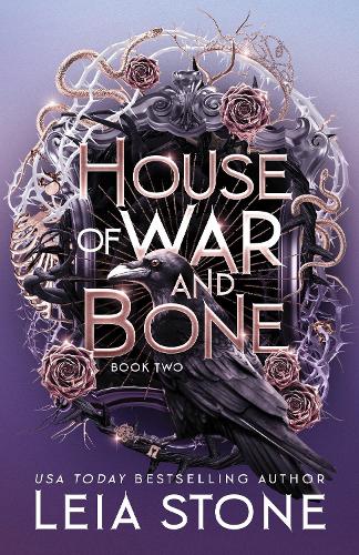 Бумажная книга «House of War and Bone», автор Лея Стоун - фото №1