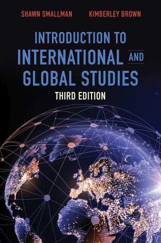 Бумажная книга «Introduction to International and Global Studies», авторов Кимберли Браун, Шон К. Смоллман - фото №1