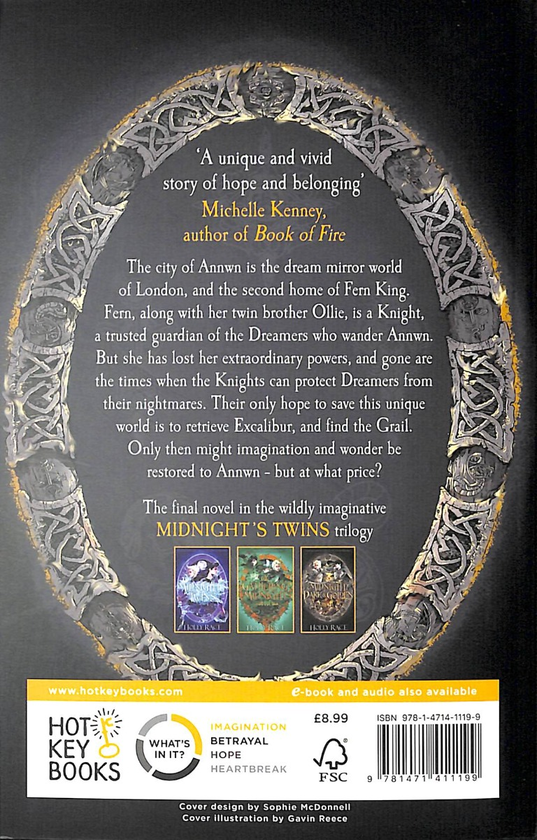 Паперова книга «A Midnight Dark and Golden», автор Голлі Рейс - фото №1