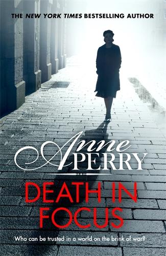 Паперова книга «Death in Focus (Elena Standish Book 1)», автор Енн Перрі - фото №1