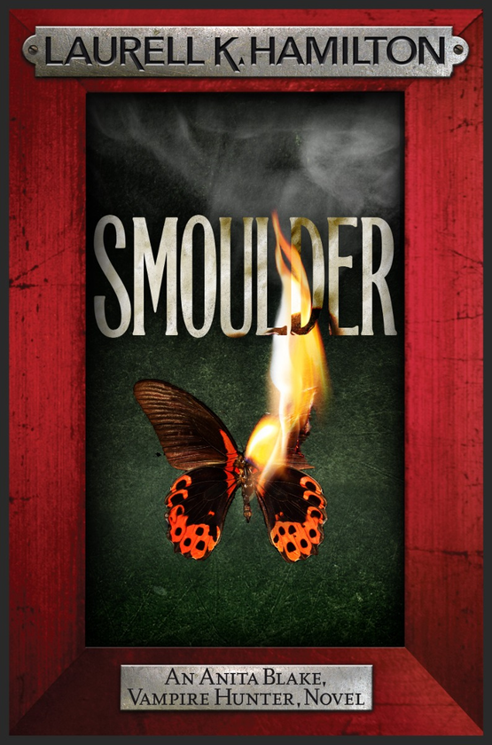 Бумажная книга «Smoulder», автор Лорел К. Гамильтон - фото №1