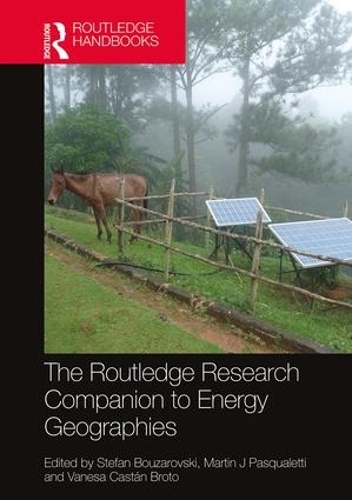 Бумажная книга «The Routledge Research Companion to Energy Geographies» - фото №1