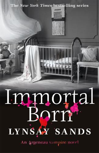 Паперова книга «Immortal Born: Book Thirty», автор Лінсі Сендс - фото №1
