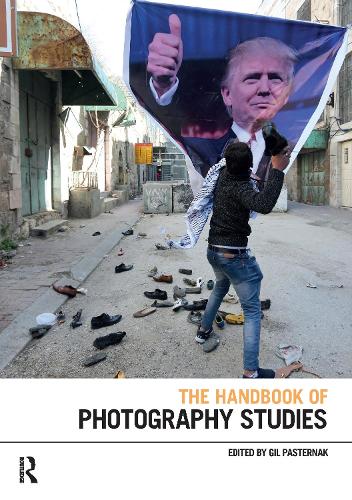 Бумажная книга «The Handbook of Photography Studies» - фото №1