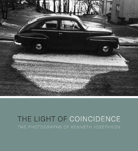 Бумажная книга «The Light of Coincidence: The Photographs of Kenneth Josephson», автор Кеннет Джозефсон - фото №1