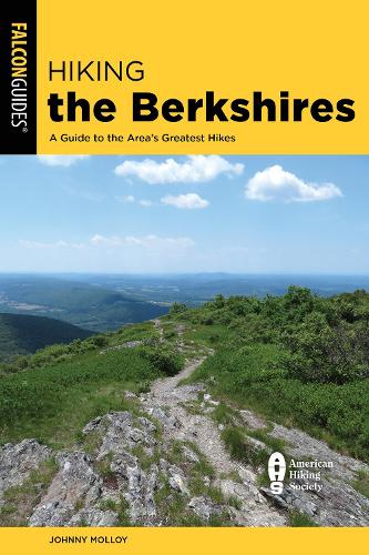 Бумажная книга «Hiking the Berkshires: A Guide to the Area's Greatest Hikes», автор Джонни Моллой - фото №1