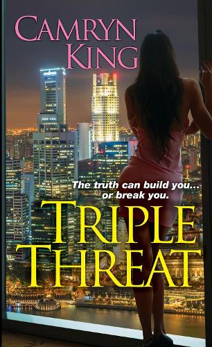 Бумажная книга «Triple Threat», автор Кэмрин Кинг - фото №1