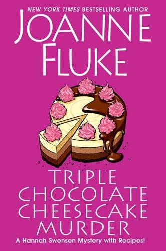 Бумажная книга «Triple Chocolate Cheesecake Murder: An Entertaining & Delicious Cozy Mystery with Recipes», автор Джоанн Флюк - фото №1
