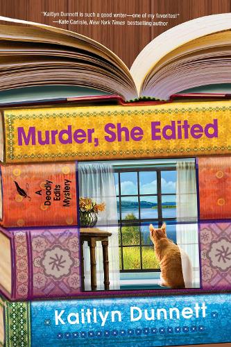 Бумажная книга «Murder, She Edited», автор Кейтлин Даннетт - фото №1