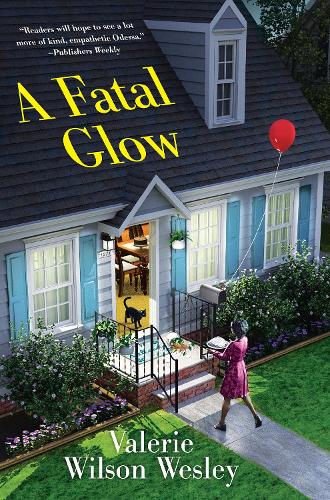 Бумажная книга «A Fatal Glow», автор Валери Уилсон Уэсли - фото №1