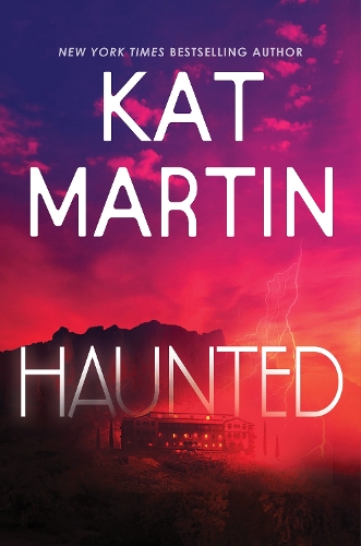Бумажная книга «Haunted», автор Кэт Мартин - фото №1
