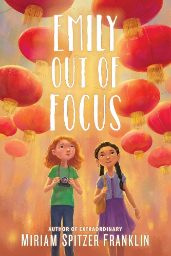 Паперова книга «Emily Out of Focus», автор Міріам Спітцер Франклін - фото №1