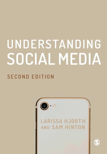 Паперова книга «Understanding Social Media», автор Лариса Хьорт - фото №1