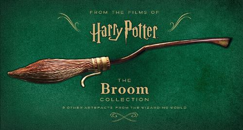 Паперова книга «Harry Potter – The Broom Collection and Other Artefacts from the Wizarding World», автор Брати Ворнер - фото №1