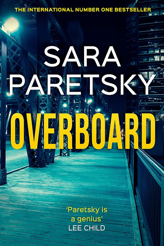 Паперова книга «Overboard», автор Сара Парецкі - фото №1