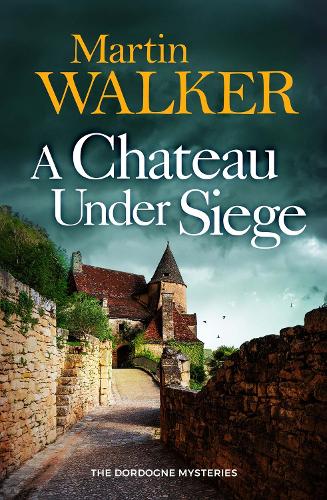 Бумажная книга «A Chateau Under Siege: Heartstopping new case for France's favourite country cop» - фото №1