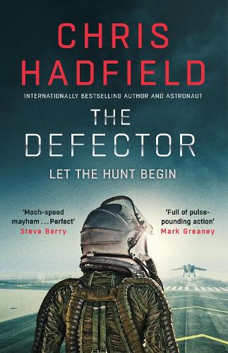 Бумажная книга «The Defector: the unmissable Cold War spy thriller from the author of THE APOLLO MURDERS», автор Крис Хэдфилд - фото №1